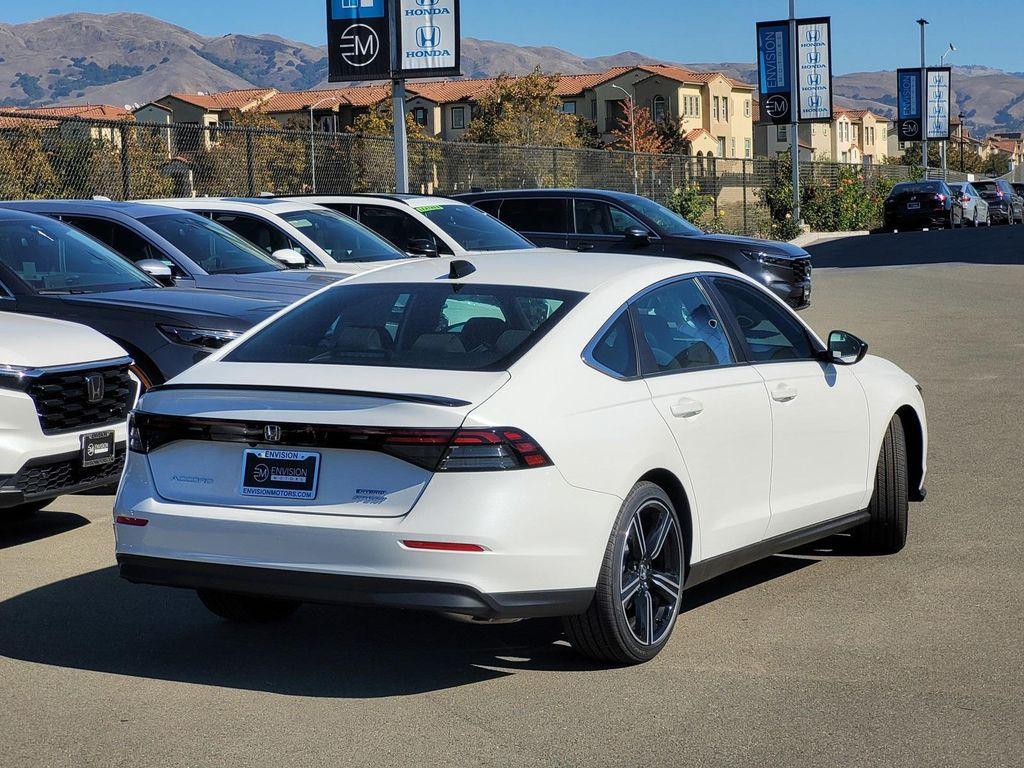 new 2025 Honda Accord Hybrid car, priced at $35,305