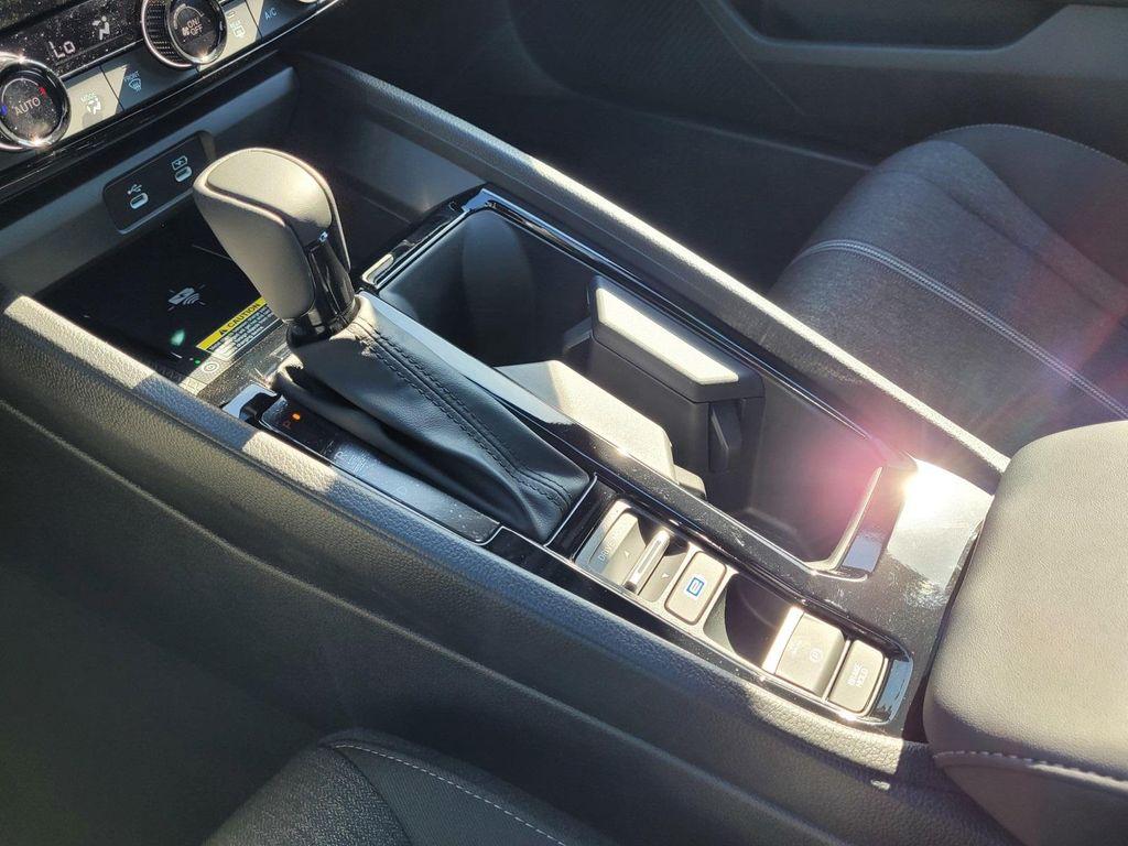 new 2025 Honda Accord Hybrid car, priced at $35,305