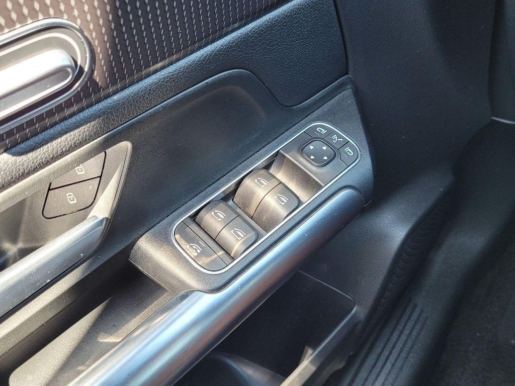 used 2021 Mercedes-Benz GLA 250 car, priced at $17,988