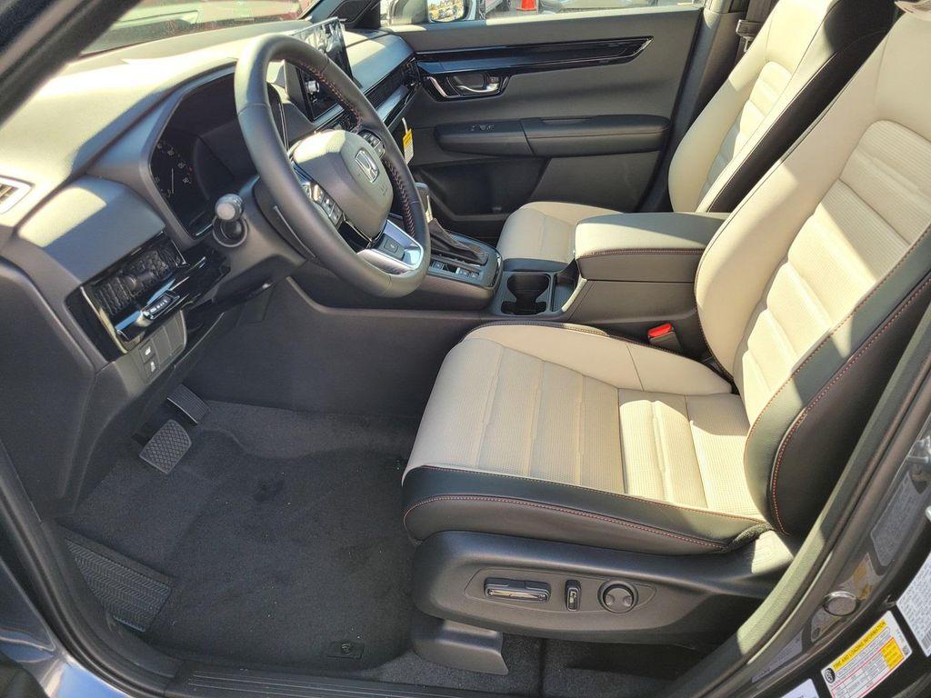 new 2025 Honda CR-V Hybrid car, priced at $42,450