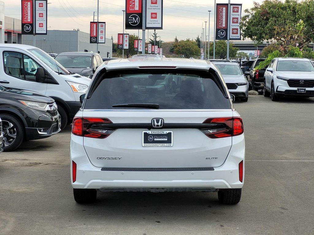 new 2026 Honda Odyssey car, priced at $52,150