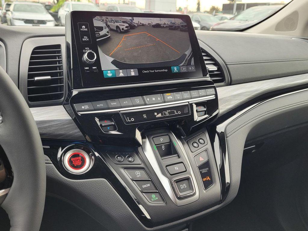 new 2026 Honda Odyssey car, priced at $52,150