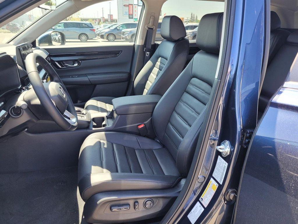 new 2025 Honda CR-V car, priced at $37,895