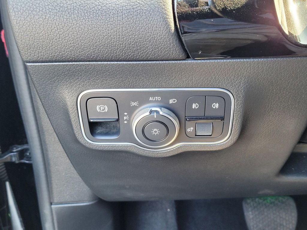 used 2021 Mercedes-Benz GLA 250 car, priced at $24,288