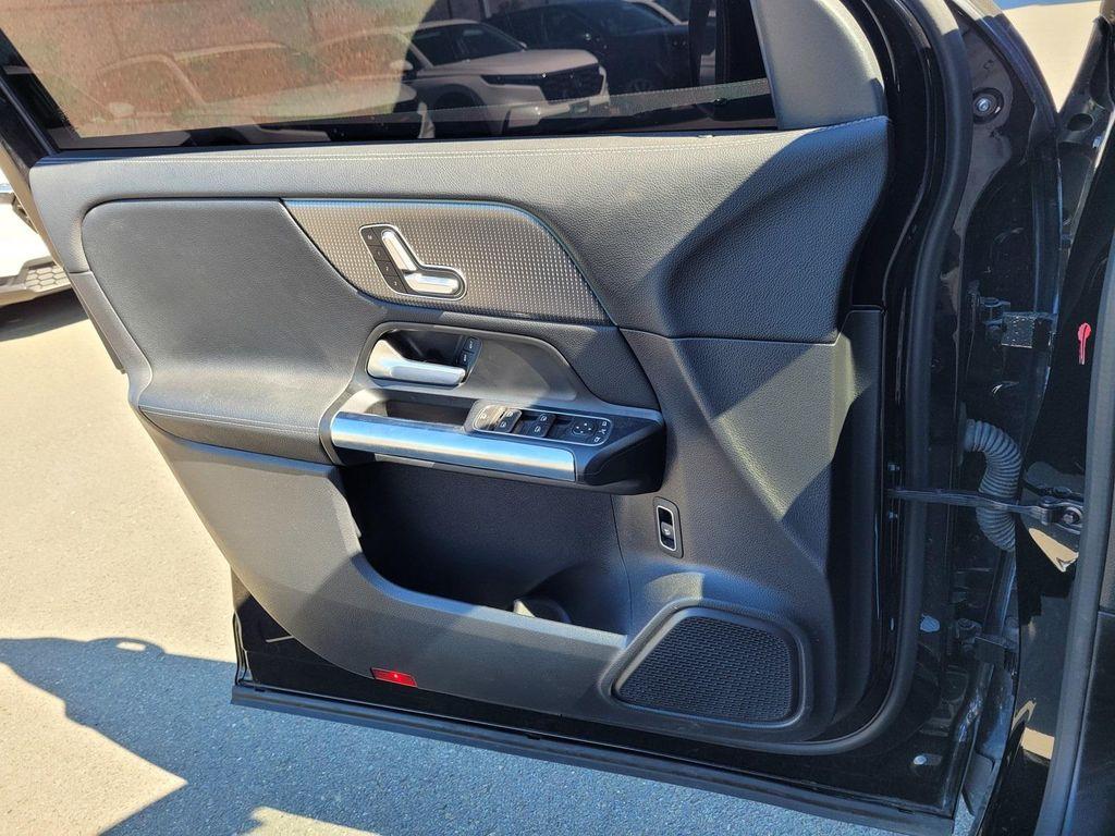 used 2021 Mercedes-Benz GLA 250 car, priced at $24,288