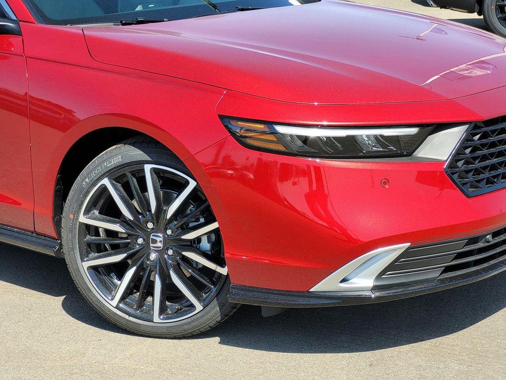 new 2025 Honda Accord Hybrid car, priced at $40,905