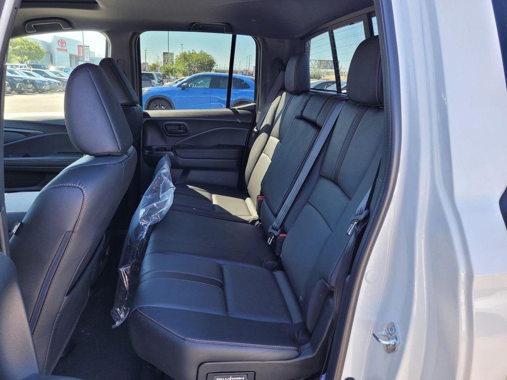 new 2025 Honda Ridgeline car, priced at $49,185