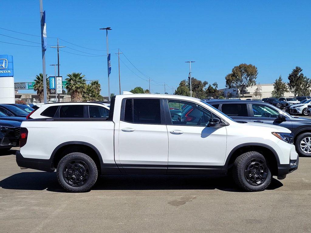 new 2025 Honda Ridgeline car, priced at $49,185