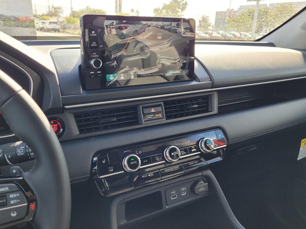 new 2025 Honda Pilot car, priced at $48,280