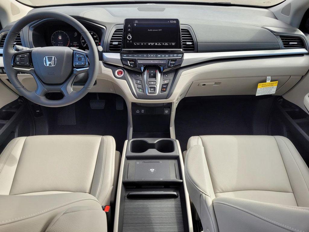 new 2026 Honda Odyssey car, priced at $44,290