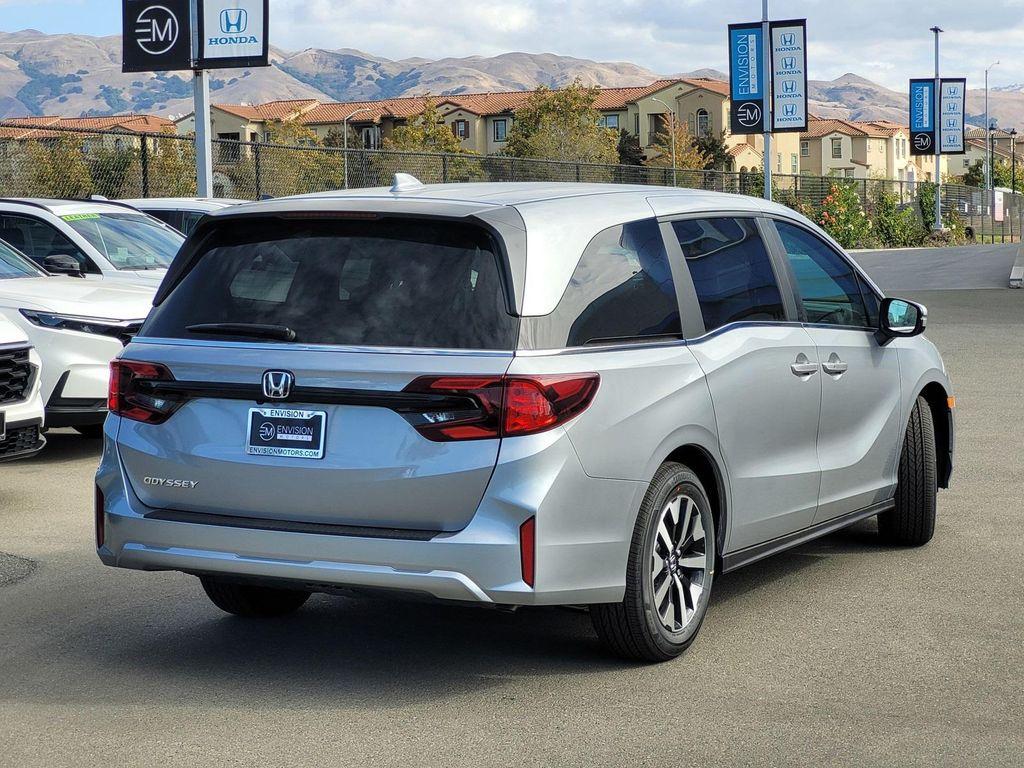 new 2026 Honda Odyssey car, priced at $44,290