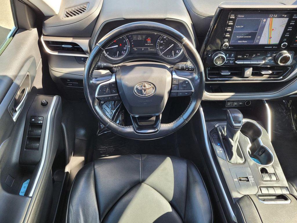 used 2021 Toyota Highlander car, priced at $26,558