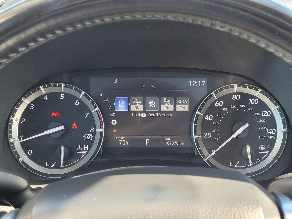 used 2021 Toyota Highlander car, priced at $26,558