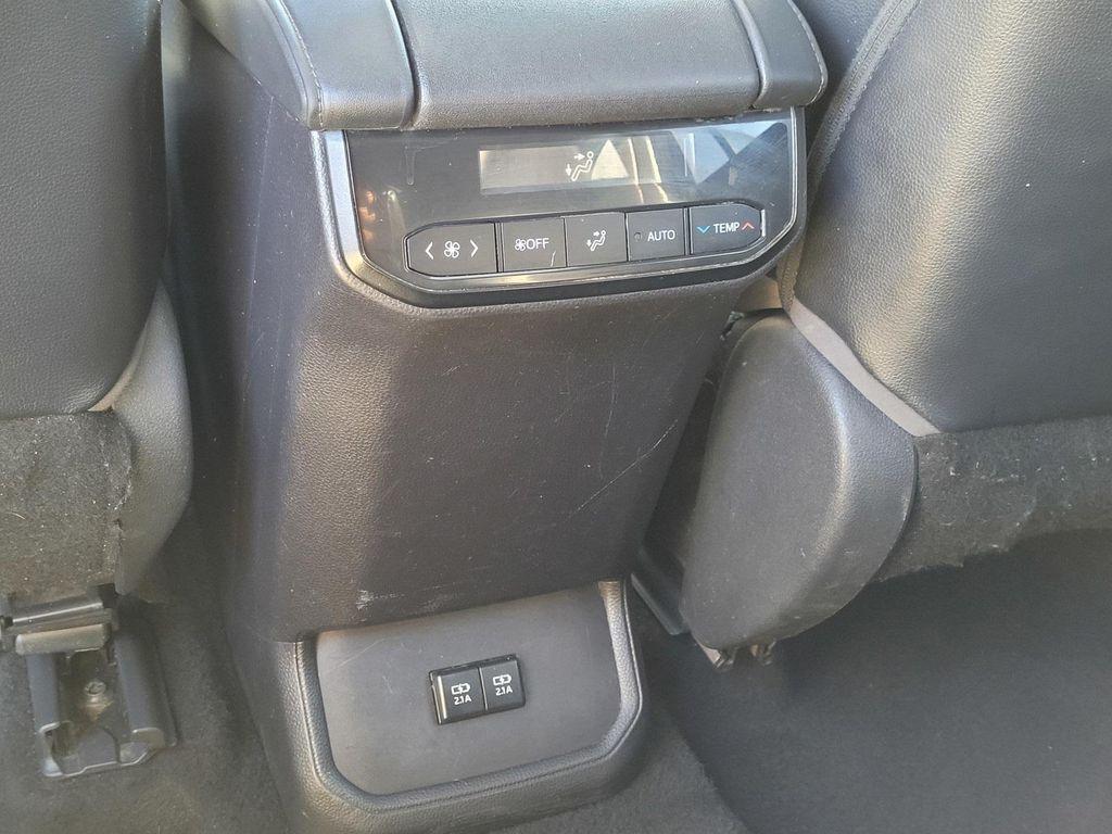 used 2021 Toyota Highlander car, priced at $26,558