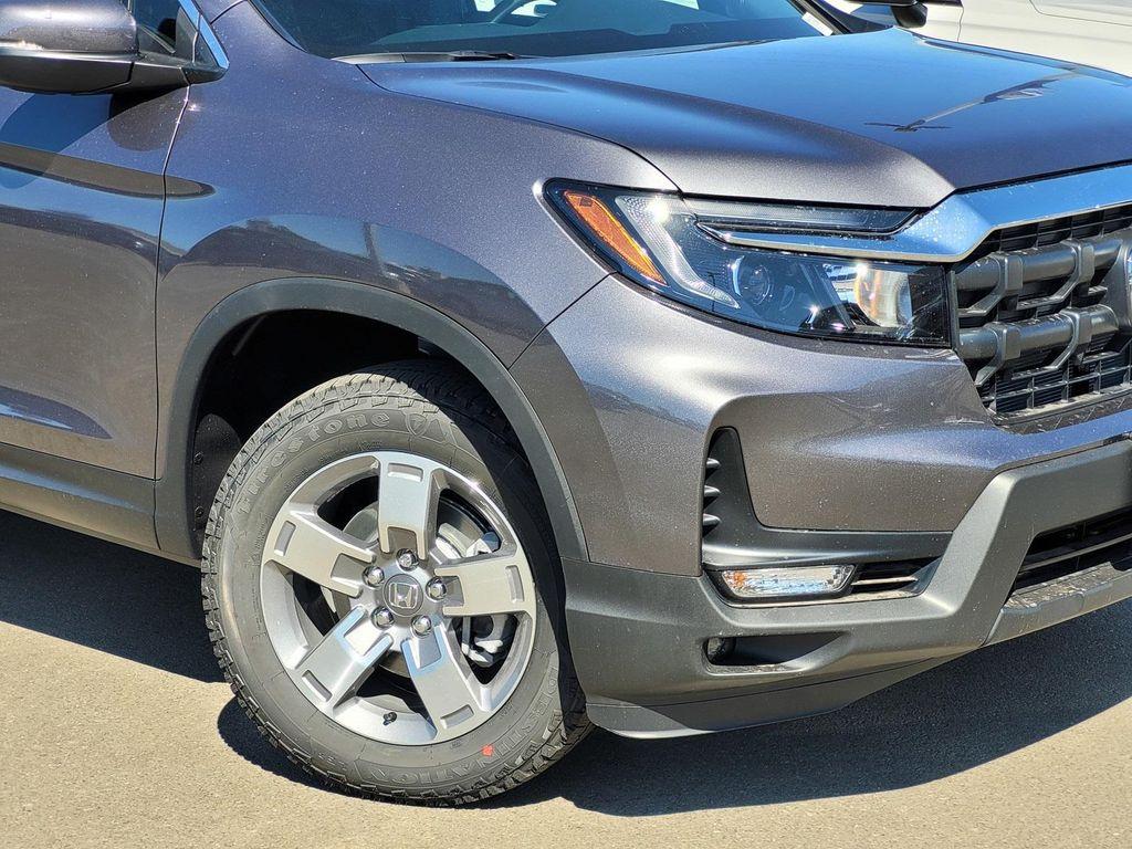 new 2025 Honda Ridgeline car, priced at $44,930