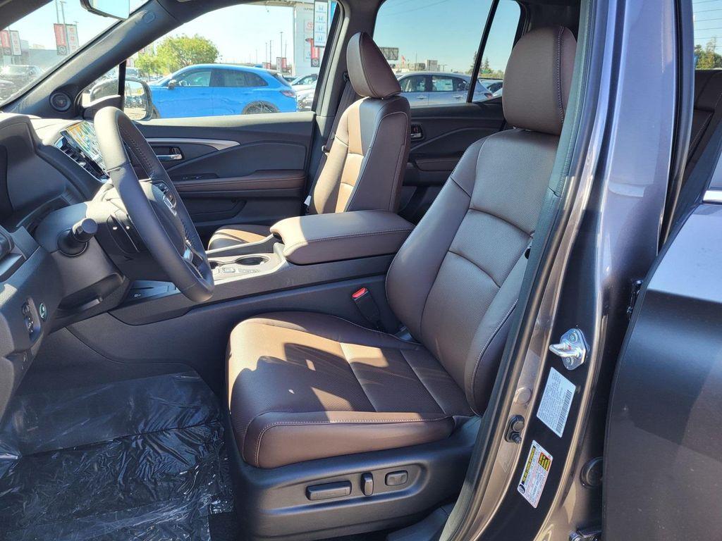 new 2025 Honda Ridgeline car, priced at $44,930