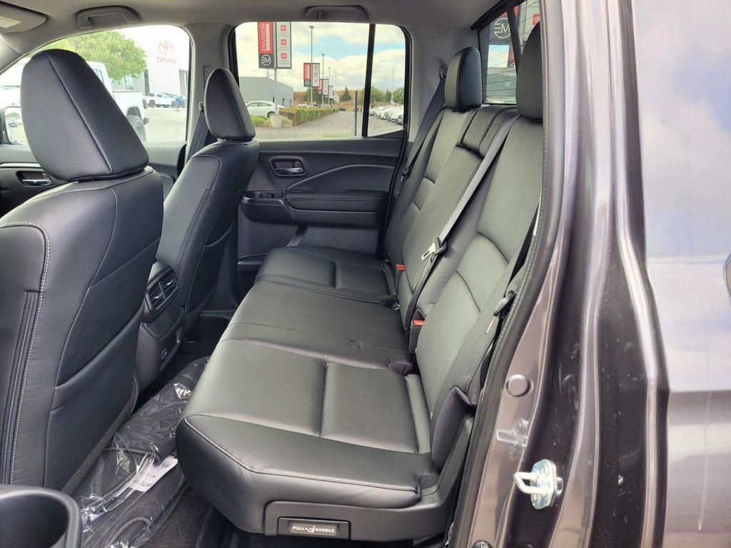 new 2025 Honda Ridgeline car, priced at $46,930