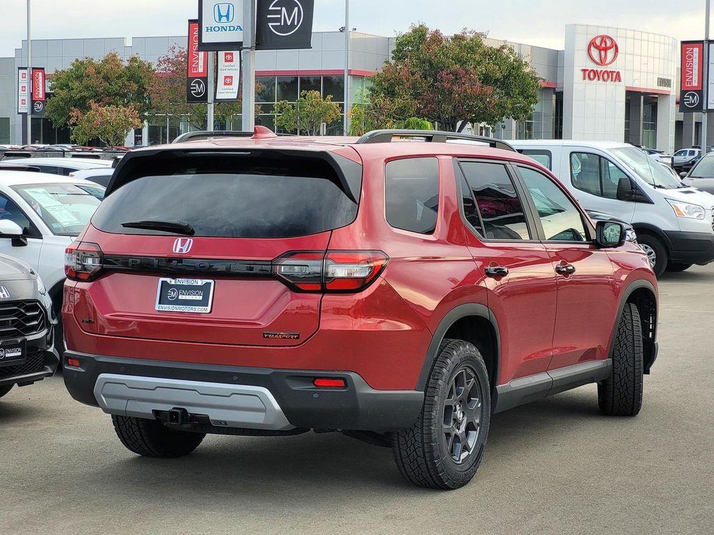 new 2025 Honda Pilot car, priced at $51,830