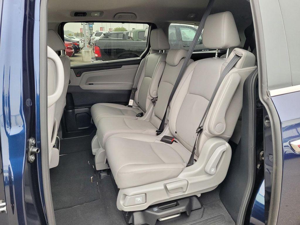 used 2024 Honda Odyssey car, priced at $39,944
