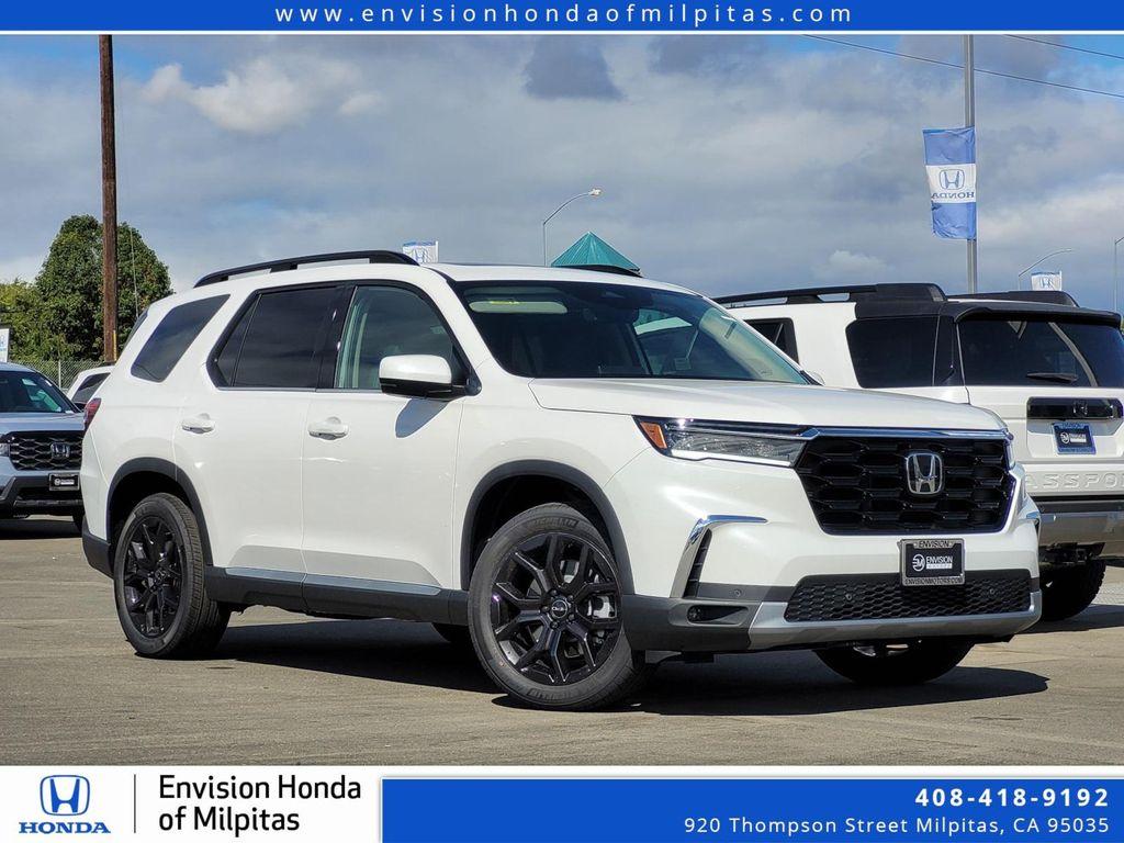 new 2025 Honda Pilot car, priced at $52,080
