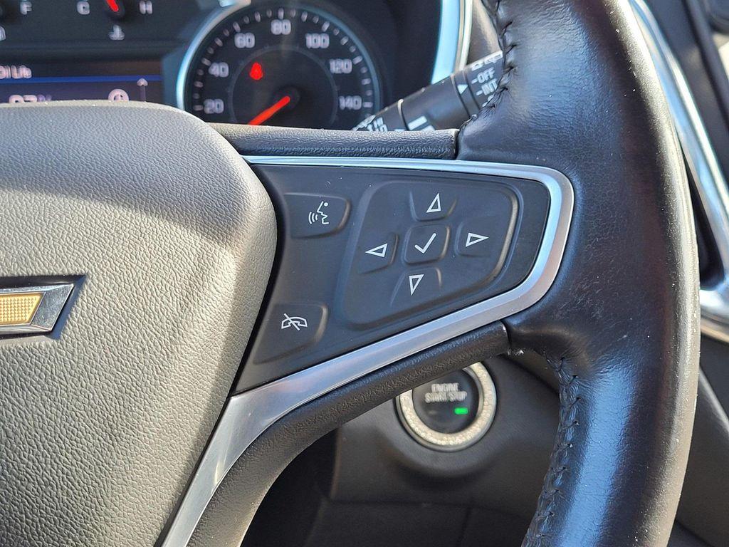 used 2022 Chevrolet Equinox car, priced at $17,988