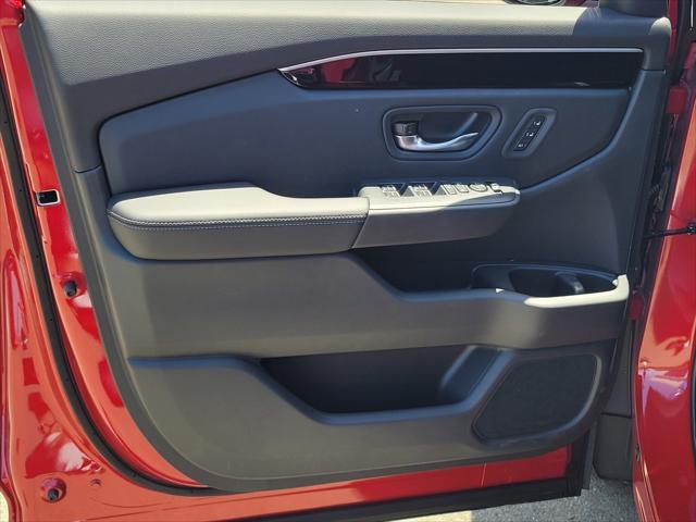 new 2025 Honda Pilot car, priced at $45,050