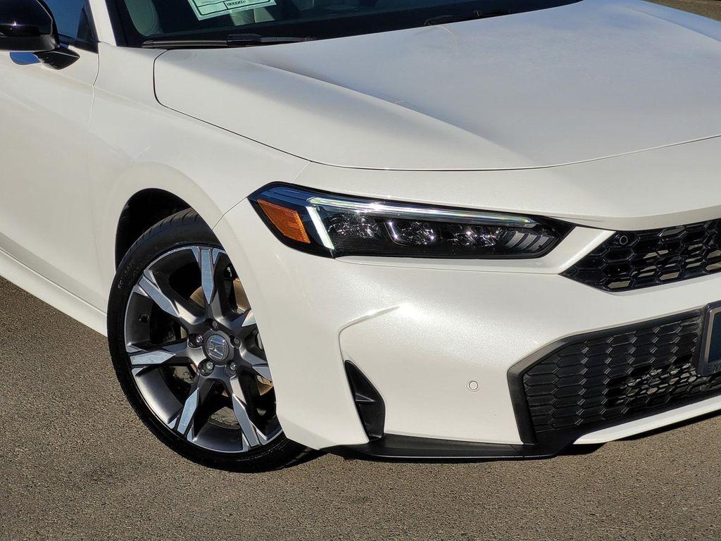 used 2025 Honda Civic Hybrid car, priced at $25,588