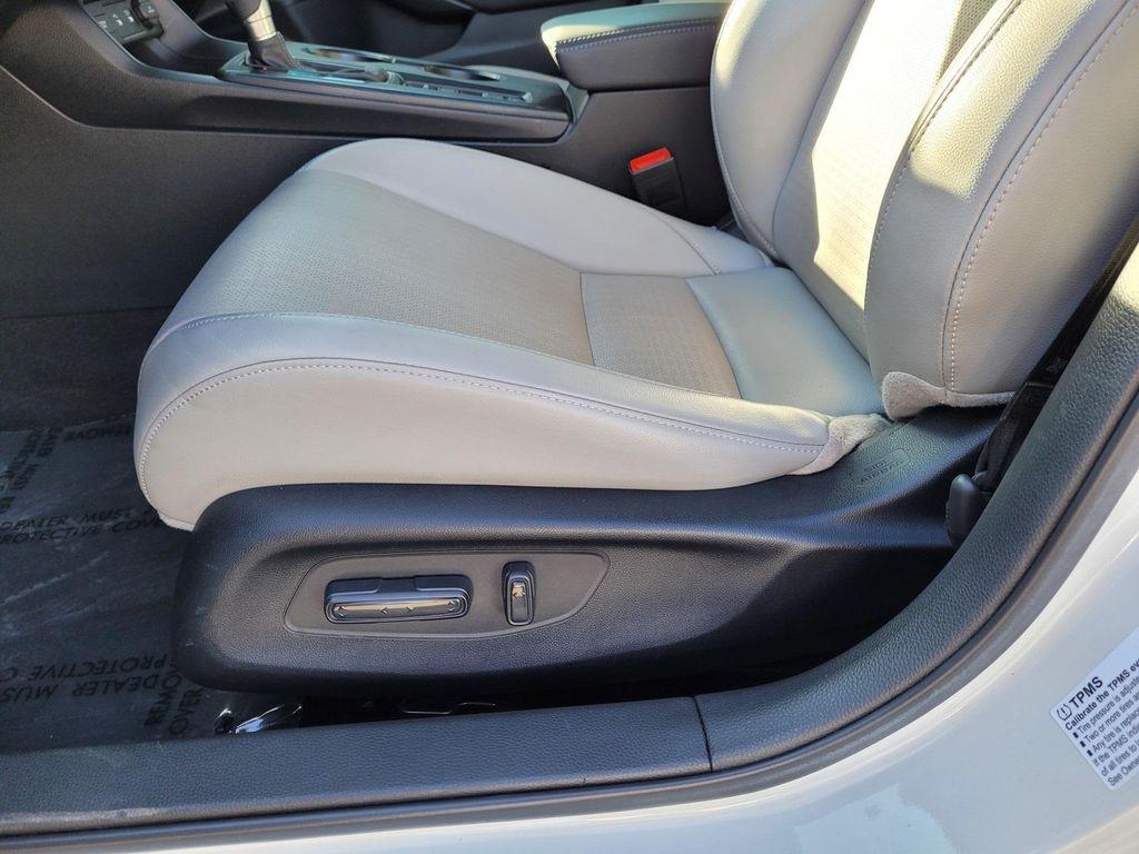 used 2025 Honda Civic Hybrid car, priced at $25,588