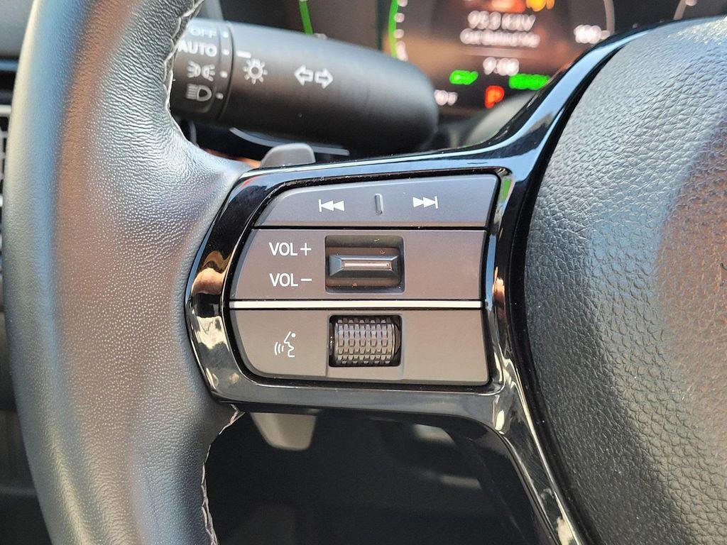 used 2025 Honda Civic Hybrid car, priced at $25,588