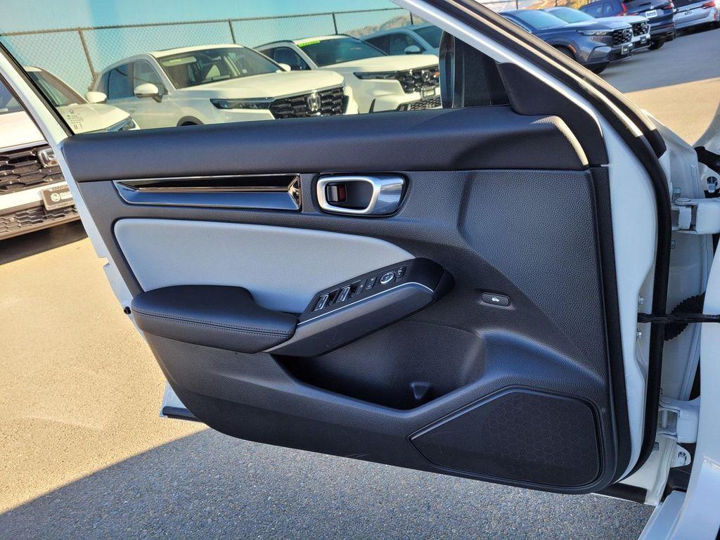 used 2025 Honda Civic Hybrid car, priced at $25,588