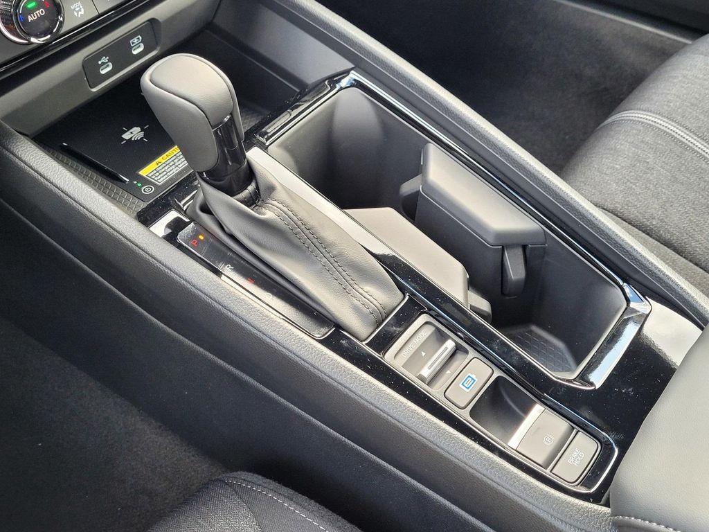 new 2025 Honda Accord Hybrid car, priced at $35,305