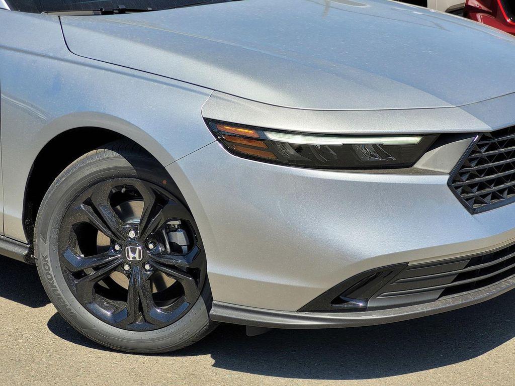 new 2025 Honda Accord car, priced at $31,710