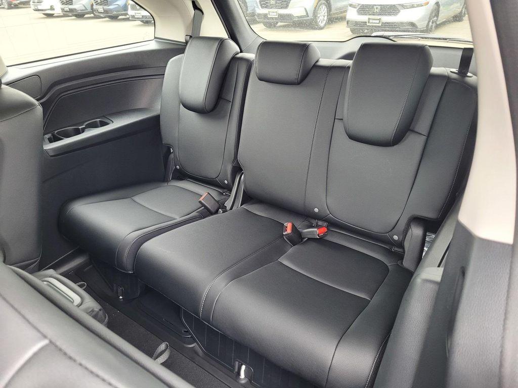 new 2026 Honda Odyssey car, priced at $44,745