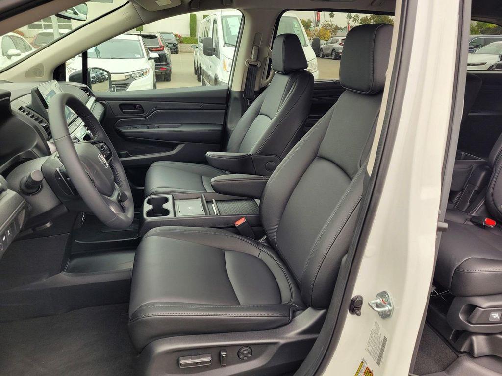 new 2026 Honda Odyssey car, priced at $44,745
