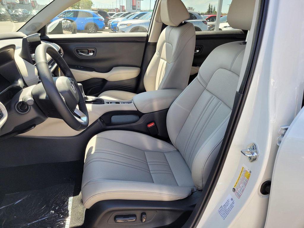 new 2026 Honda HR-V car, priced at $31,955