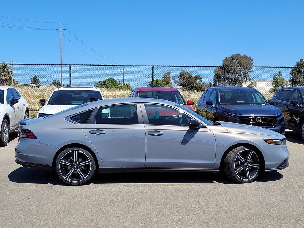 new 2025 Honda Accord Hybrid car, priced at $35,260