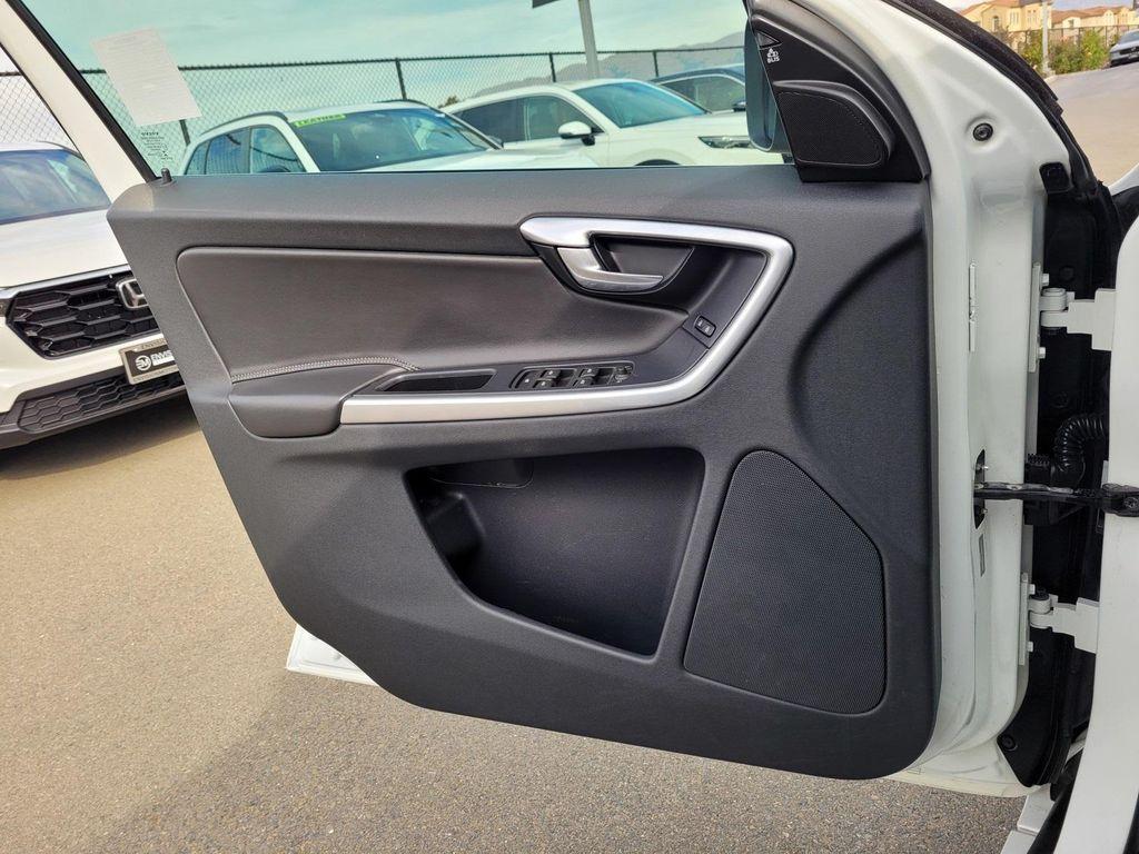 used 2016 Volvo XC60 car, priced at $12,888