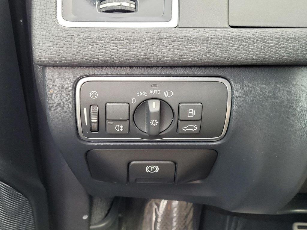 used 2016 Volvo XC60 car, priced at $12,888