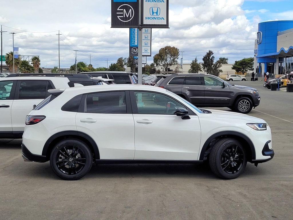 new 2026 Honda HR-V car, priced at $29,905