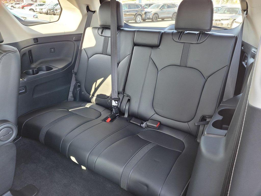 new 2024 Honda Pilot car, priced at $44,605