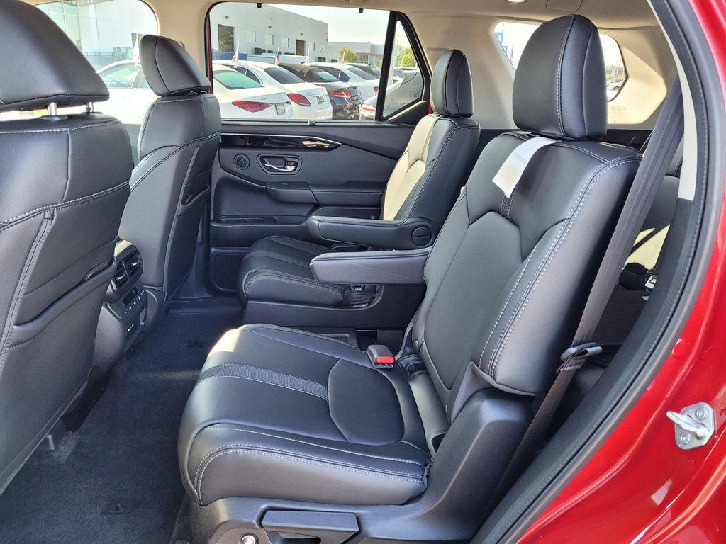 new 2024 Honda Pilot car, priced at $44,605