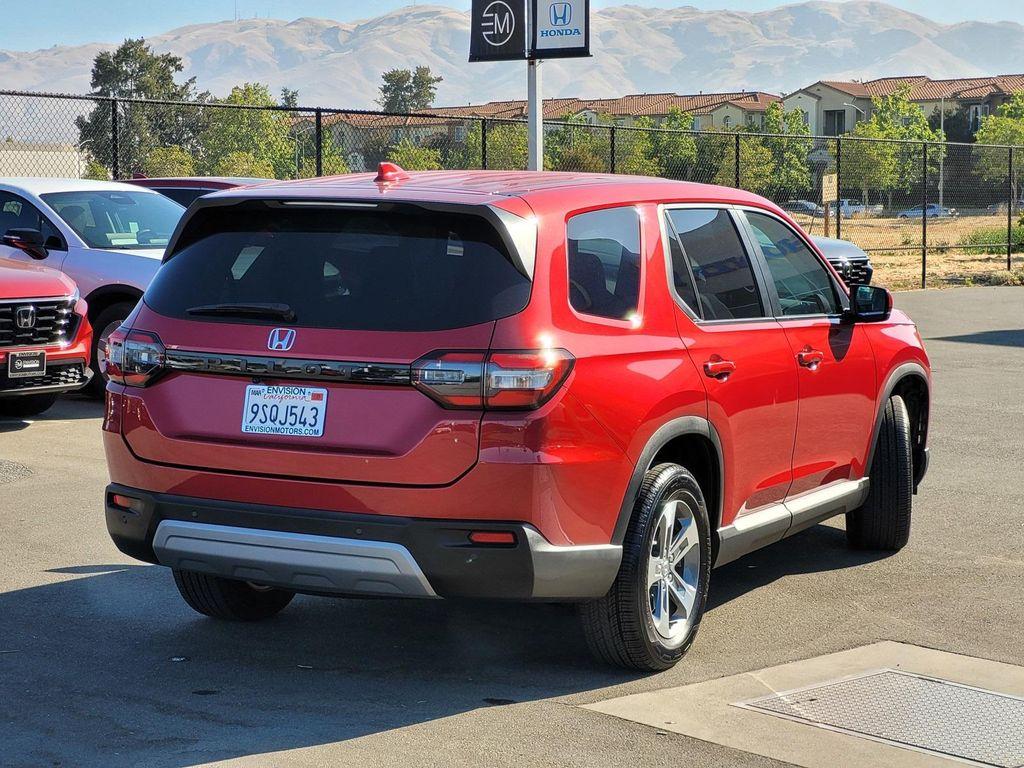 new 2024 Honda Pilot car, priced at $44,605