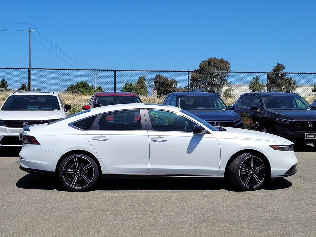 new 2025 Honda Accord Hybrid car, priced at $35,260