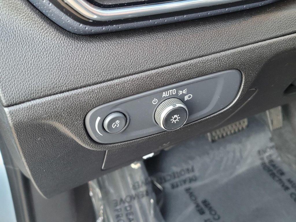 used 2022 Chevrolet Bolt EUV car, priced at $19,388