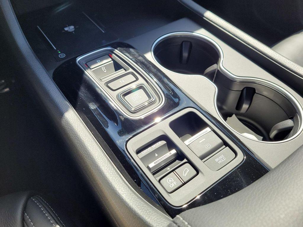 new 2025 Honda Pilot car, priced at $51,605