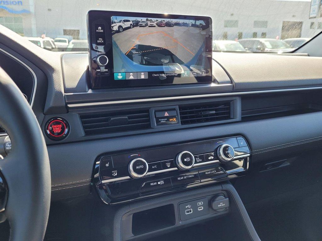 new 2025 Honda Pilot car, priced at $51,605