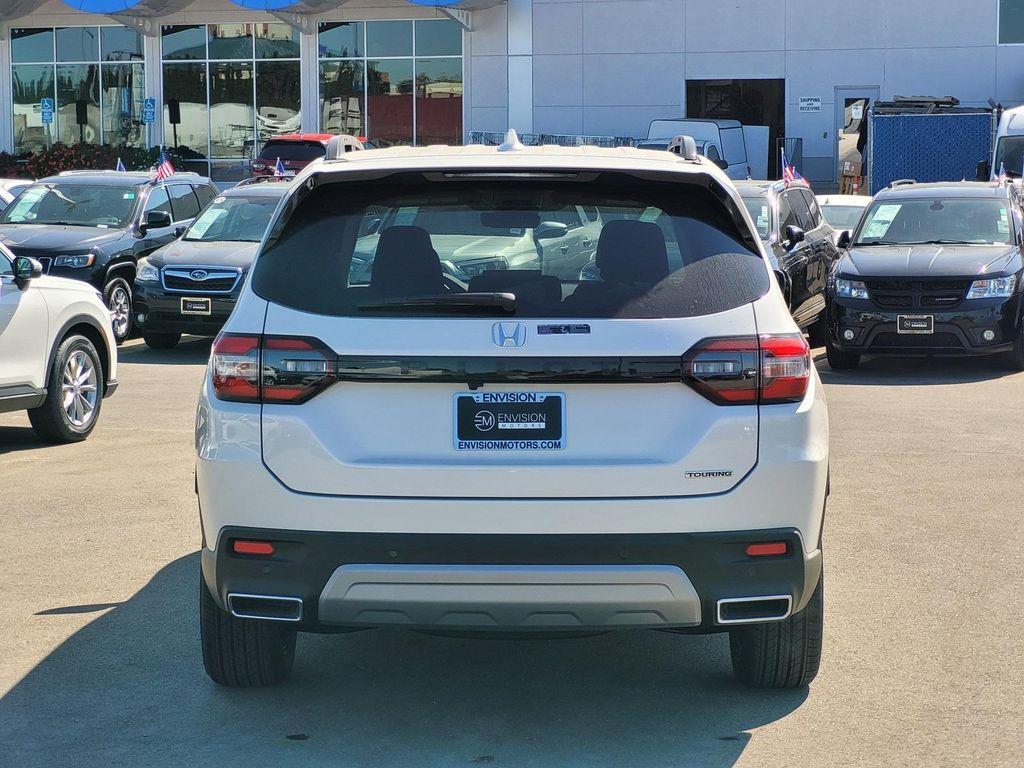 new 2025 Honda Pilot car, priced at $51,605