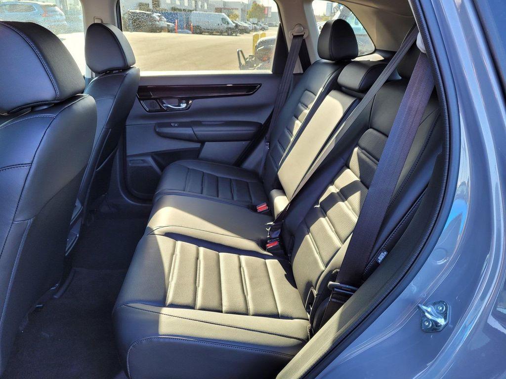 new 2025 Honda CR-V car, priced at $36,805