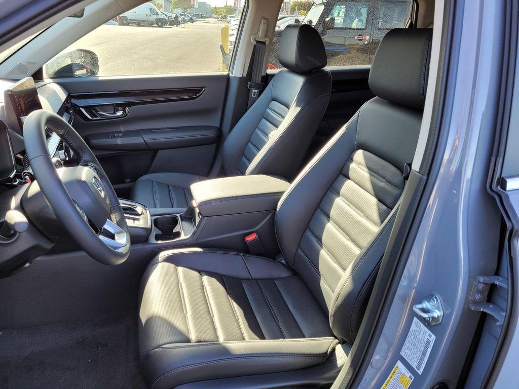 new 2025 Honda CR-V car, priced at $36,805