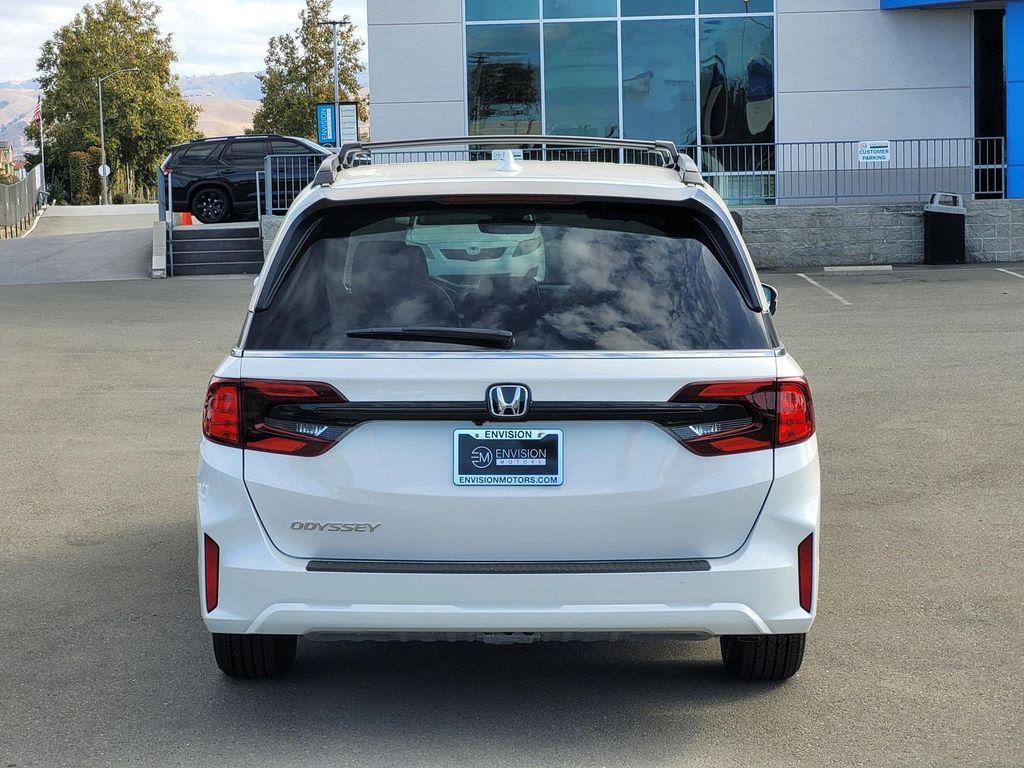new 2026 Honda Odyssey car, priced at $45,340